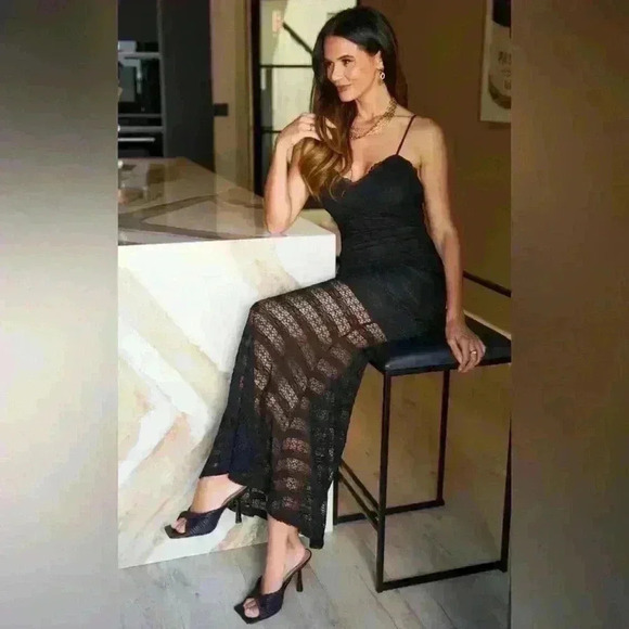 Bardot Black Lace Midi Dress Size 8/Medium - Picture 2 of 6